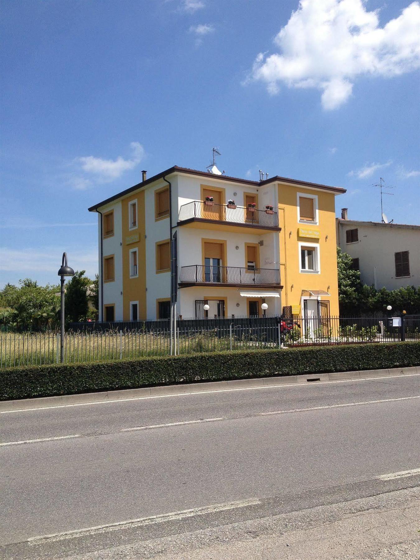 Perla Del Lago Rent Apartments Sirmione Kültér fotó