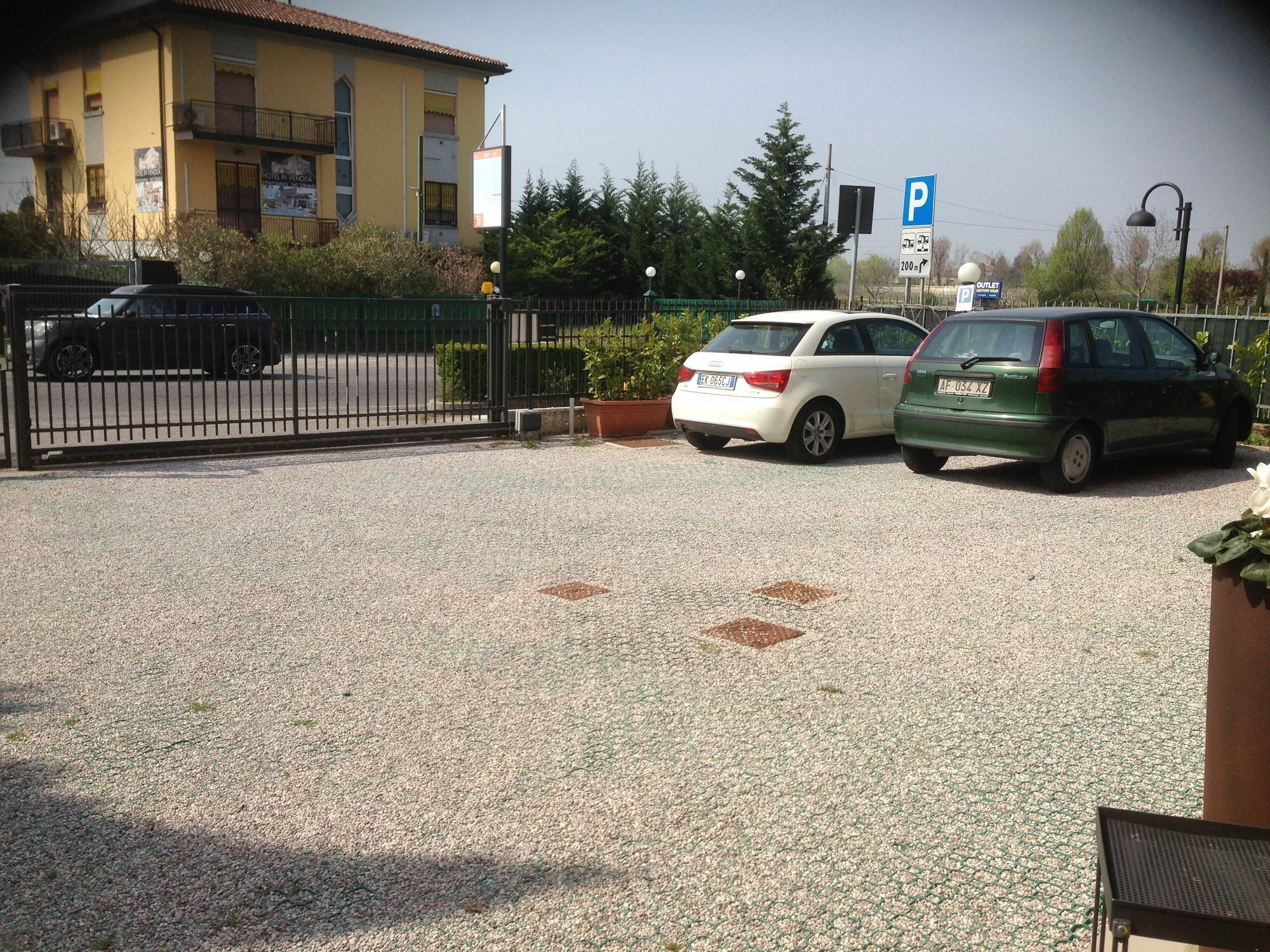 Perla Del Lago Rent Apartments Sirmione Kültér fotó